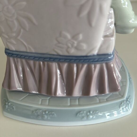 Lladro 6667 Visions of Sugarplums Tthe Night Before Christmas Collection EUC - Picture 11 of 16